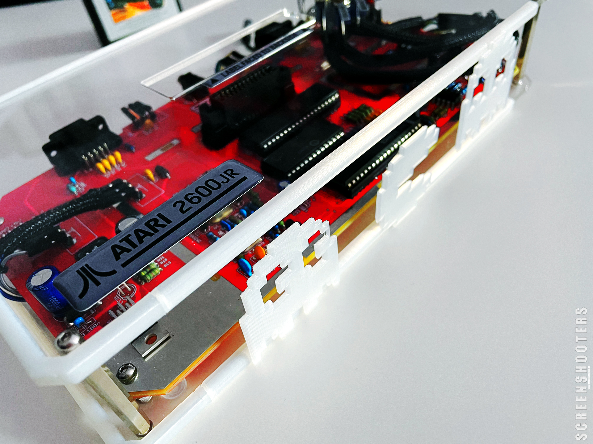 Atari_105_2600jr_Replica_SpaceInv_03.jpg